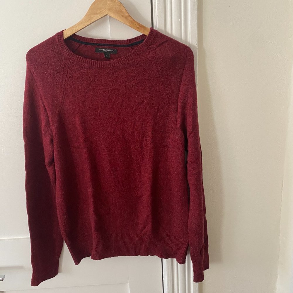 Banana Republic Men's Red Shirt Knit Crewneck Raglan Long Sleeve Size Small